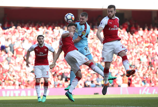 因此而气馁 因此而气馁